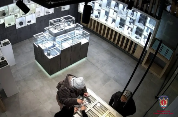 В Красноярске поймана серийная похитительница ювелирных изделий