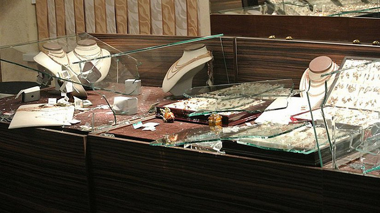 В Челябинске вынесли приговор банде грабившей ювелирные магазины