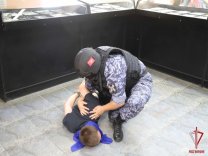 Тульская Росгвардия успешно скрутила «вора», который вломился в ломбард
